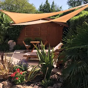 https://chalet-golfe-de-st-tropez.fr-provencehotel.com